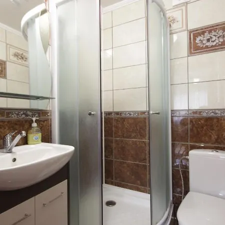 Приватна Садиба Живиця Homestay